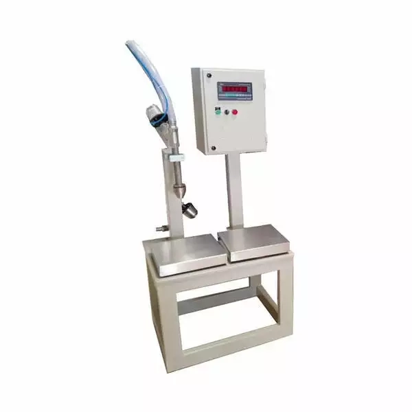 Semi Automatic Weigh base oil Filling Machine 1 Semi Automatic Weigh base oil Filling Machine